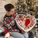 Солодкий подарунковий новорічний набір бокс сердечко для неї з Kinder мильними трояндами та чашкою 1137 фото 4